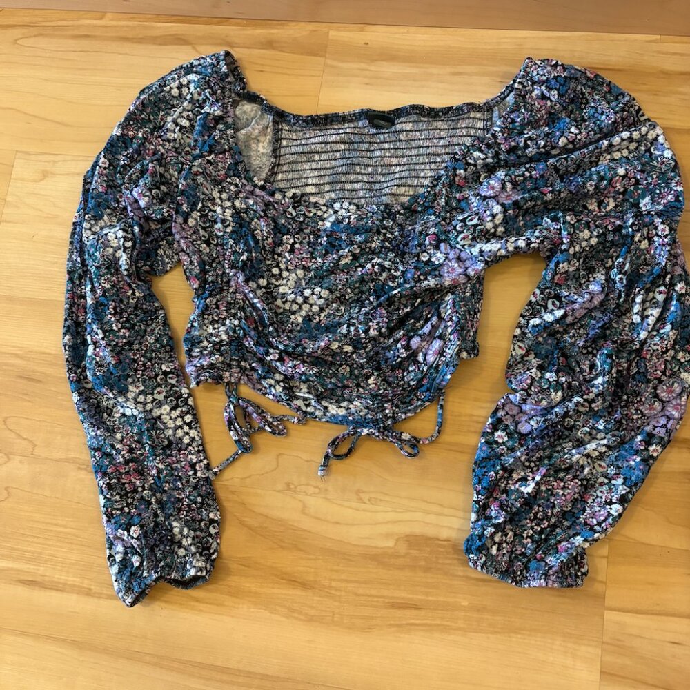 Wild Fable Crop Top Long Sleeve